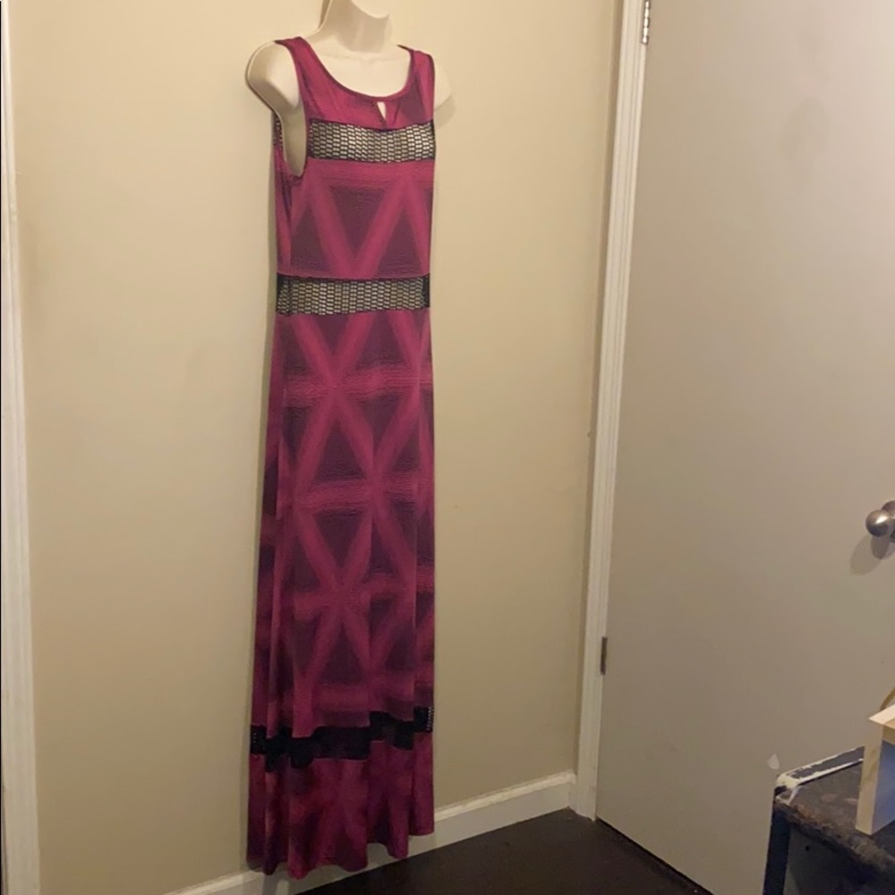 Zouk:Geometric print maxi dress pink /black large